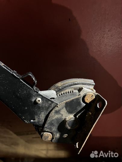 Рычаг ручника ваз 2107 ручник