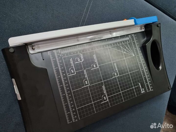 Резак для бумаг brauberg rs-10