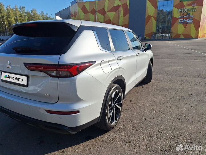 Mitsubishi Outlander 2.5 CVT, 2022, 55 000 км