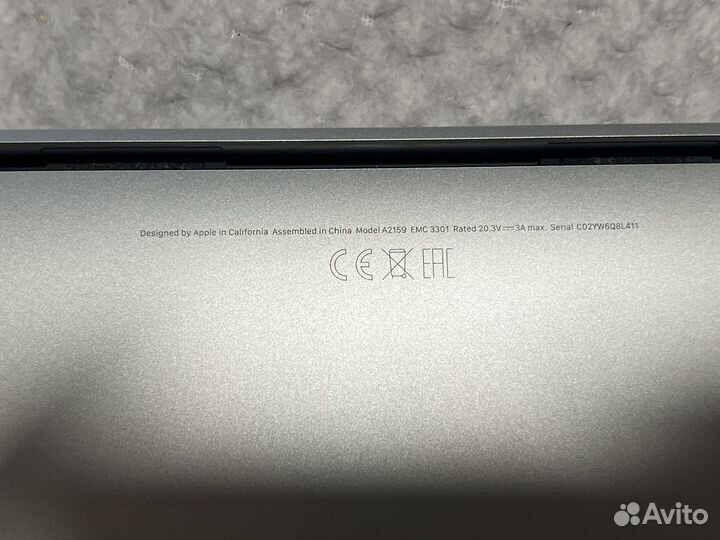 Продам Macbook 13-inch
