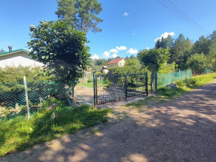 Дача 50 м² на участке 6 сот.