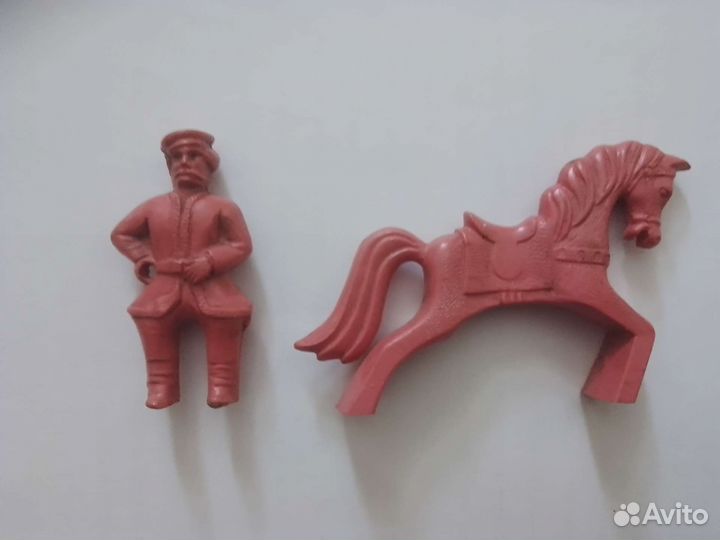 Всадник на коне СССР