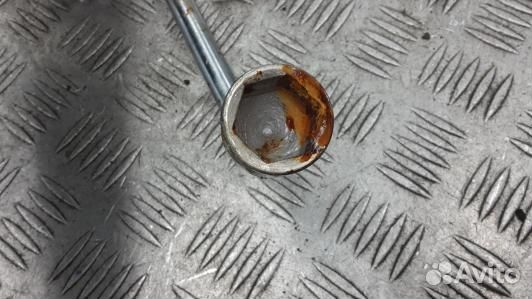 Ключ колесный toyota auris E150 (IUK13VP01)