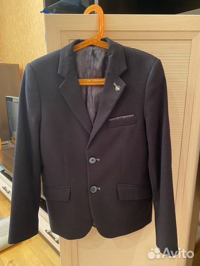 Пиджак школьный для мальчика на рост 134