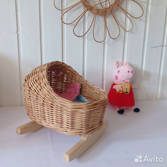Люлька для куклы. Плетеная колыбель