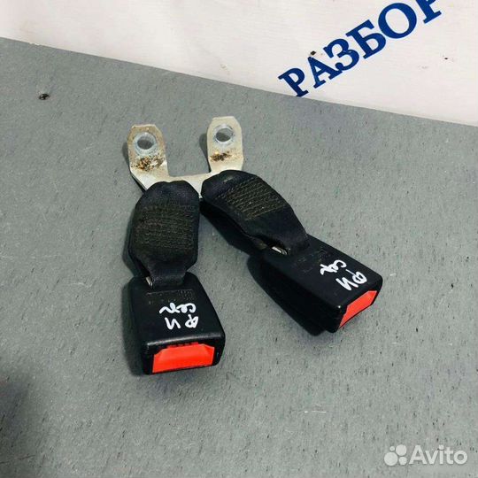 Застежка ремня задняя Ford Fiesta