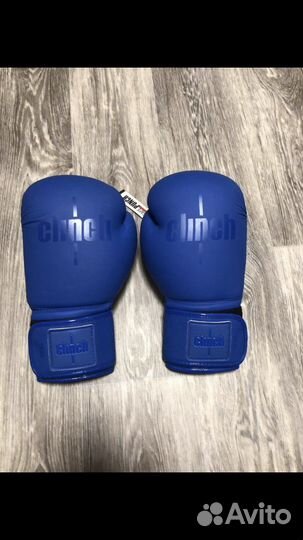 Боксерские перчатки everlast clinch adidas