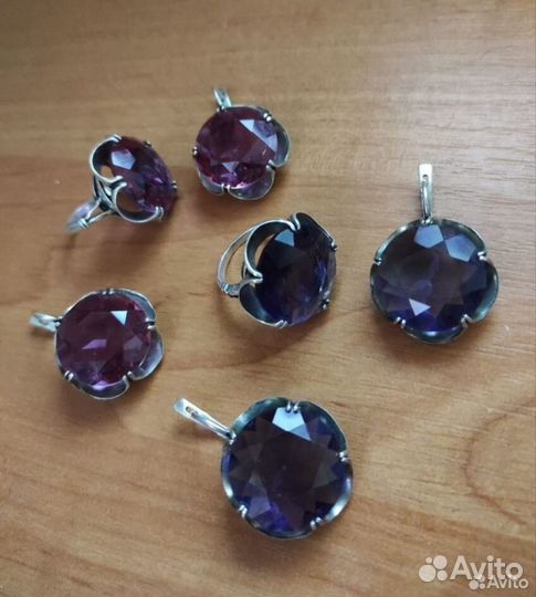 Серебряные комплекты 925пр аметист, александрит