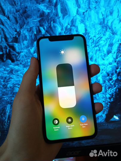 iPhone Xs, 64 ГБ