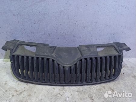 Решетка радиатора Skoda Roomster 5J