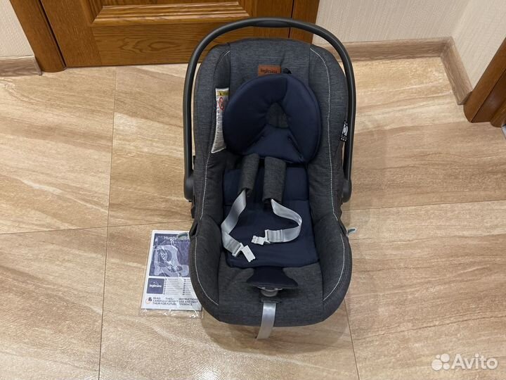 Автокресло детское inglesina Huggy Multifix 0+