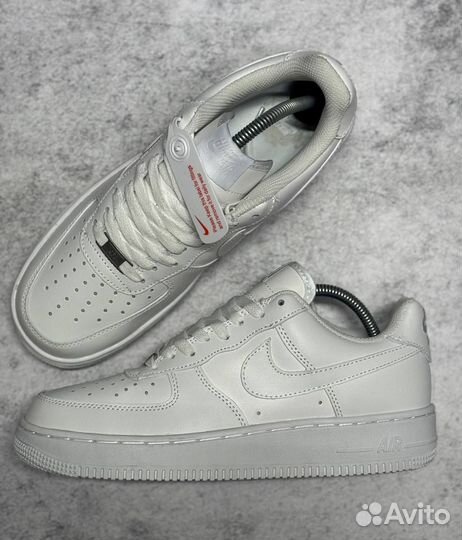 Nike Air Force 1 White