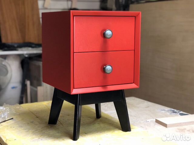 Тумба прикроватная