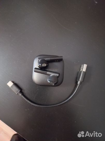 Беспроводные наушники