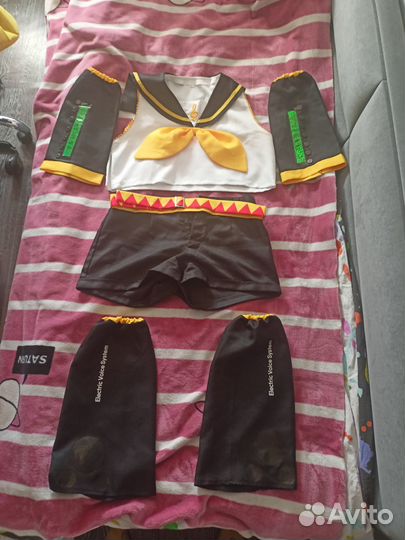 Косплей вокалоид Рин Кагамине