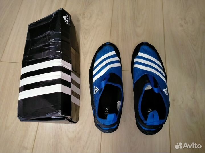 Аквашузы adidas