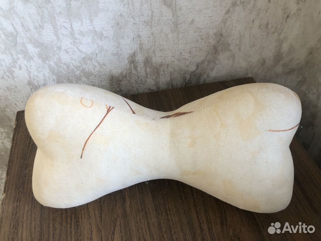 Подушка декоративная кость
