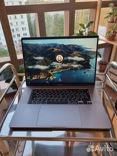 Macbook pro 16-inch 2019 i7/16/512