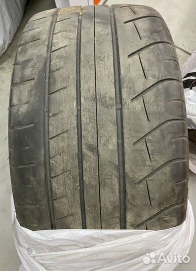 Dunlop SP Sport Maxx GT 600 255/40 R20 и 285/35 R20