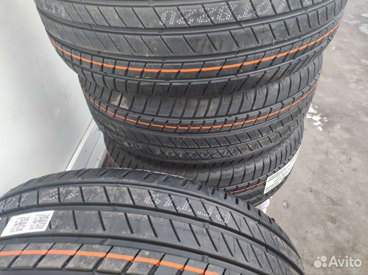 Bridgestone Alenza 001 285/45 R22 110H