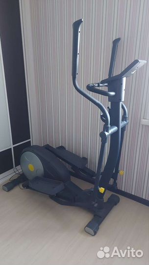 Эллиптический тренажер torneo