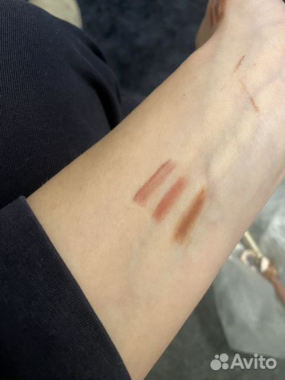 Косметика пакетом Карандаш для губ, тушь, тени