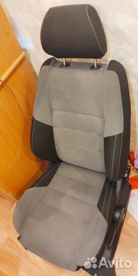 Сиденье водительское fabia rs