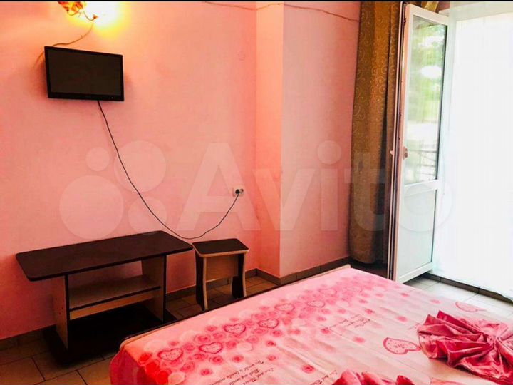 Комната 25 м² в 1-к., 1/6 эт.