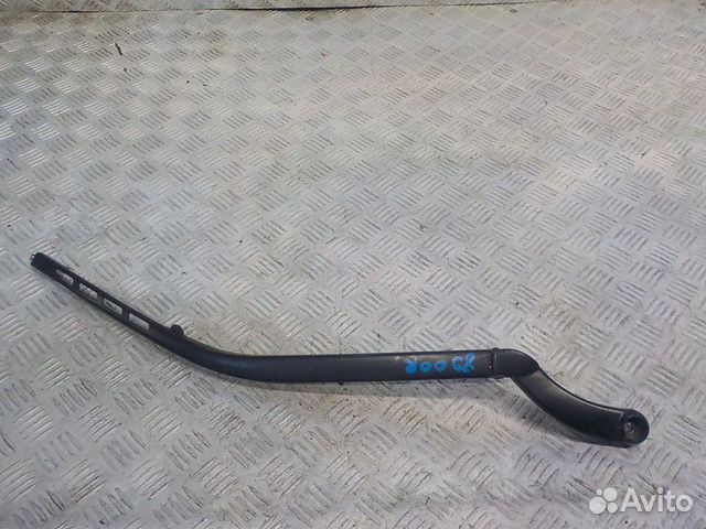 Поводок стеклоочистителя передний правый Jaguar