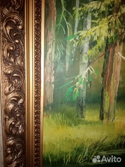 Картины маслом, самоцветами и янтарем