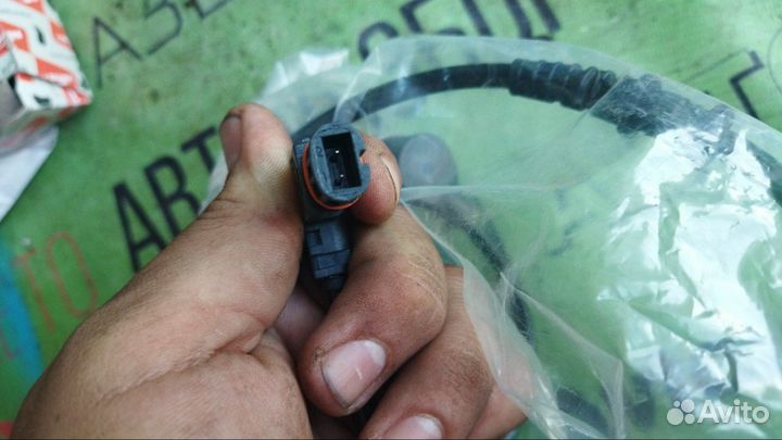 Датчик ABS передний левый Mercedes E-class W210