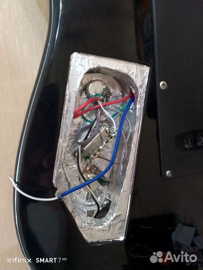 Электрогитара