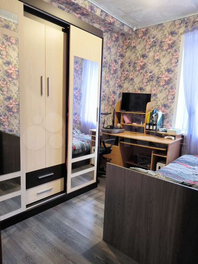 Комната 25 м² в 1-к., 1/5 эт.