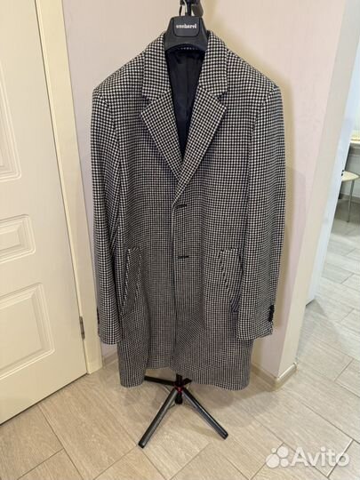 Пальто мужское mango