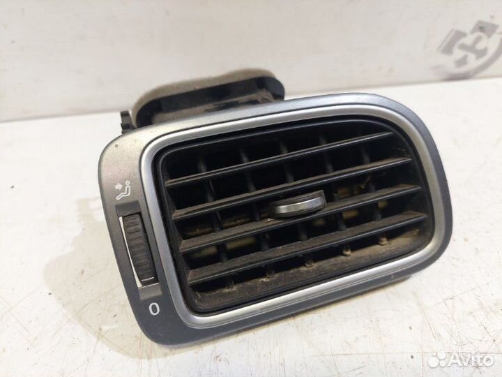 Дефлектор воздуховода левый Volkswagen Polo 5 1.6