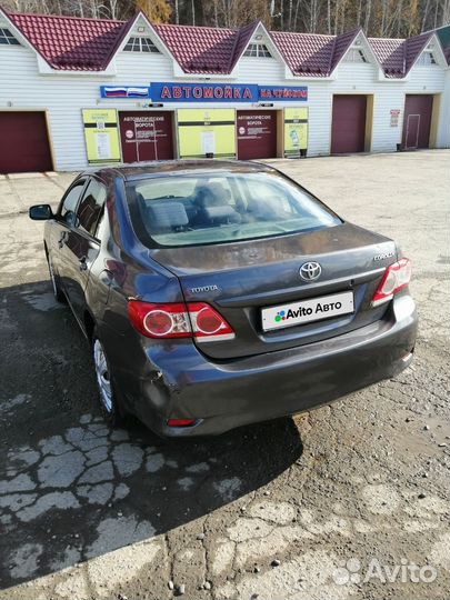 Toyota Corolla 1.6 МТ, 2012, битый, 147 099 км