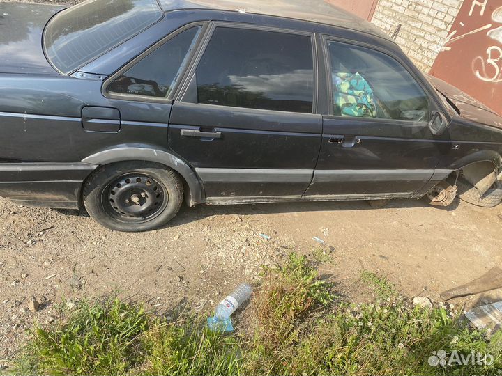 Фольцваген пассат Б 3 в разбор на запчасти