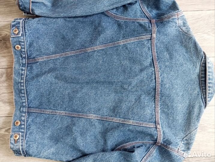 Джинсовая куртка женская