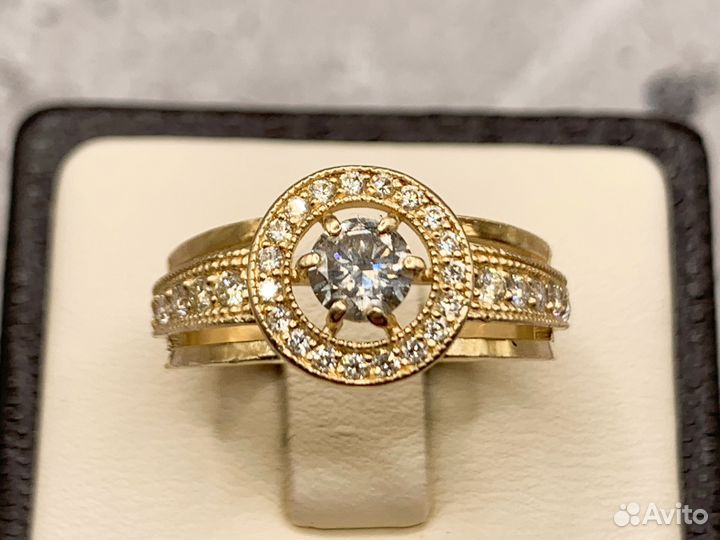 Золотое кольцо с бриллиантами 0,59 Ct