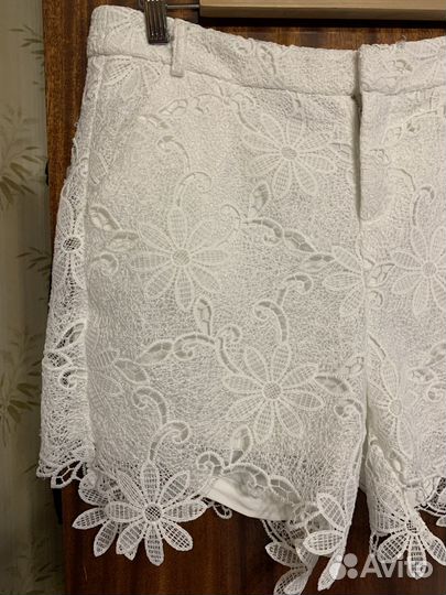 Шорты кружево р.44 Esqualo