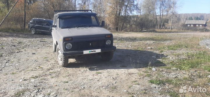 LADA 4x4 (Нива) 1.7 МТ, 2002, 250 000 км