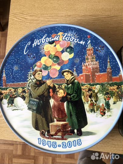 Жестяные коробки СССР