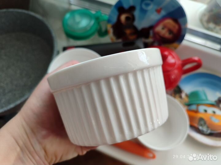 Набор посуды для съемной квартиры,на дачу