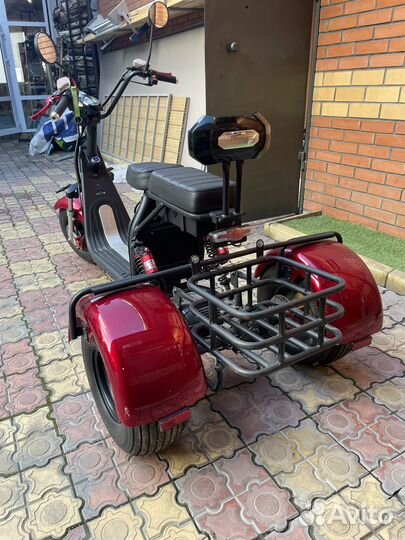 Продам трицикл электроскутер