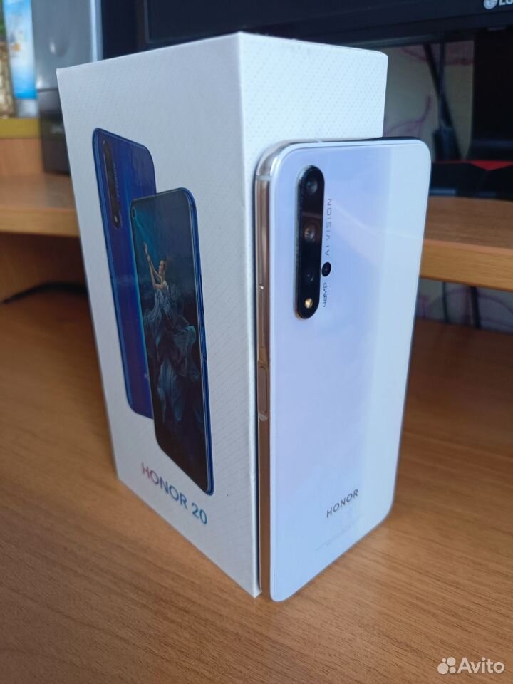 HONOR 20, 6/128 ГБ