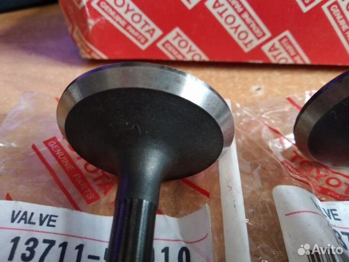 Впускной клапан Toyota 4-Runner Truck 2L 1983-1986