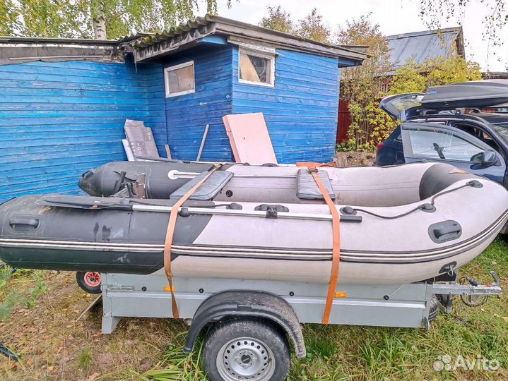 Лодка Ривьера Компакт 3400