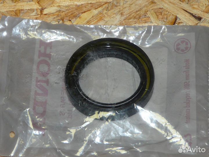 Сальник редуктора 42x58x12 Honda 91254-HR3-A21