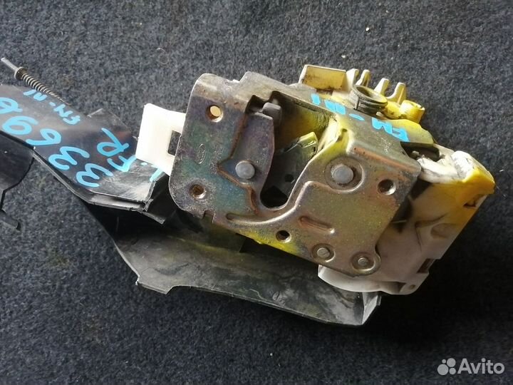 Замок двери передней левой Ford Mondeo 3