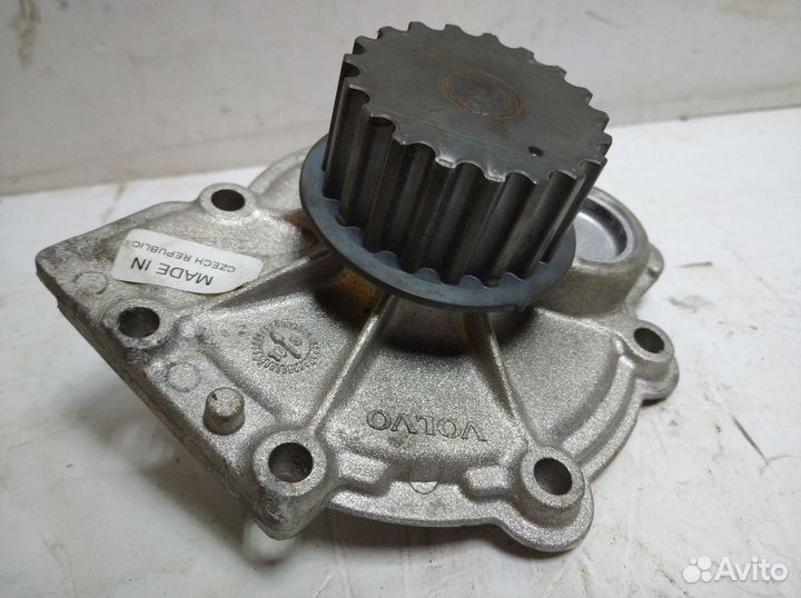 Насос водяной Ford Mondeo IV 2007-2015